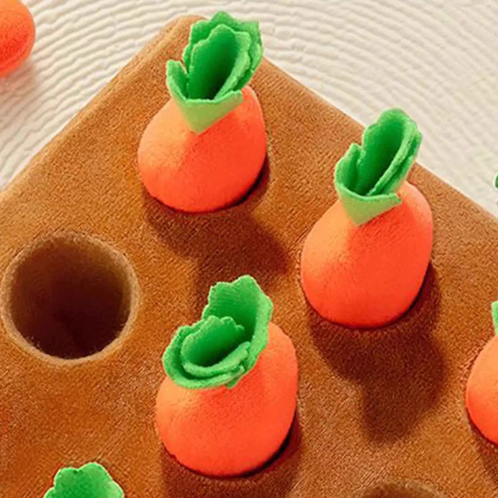 Carrot Snuffle Mat – Dog Enrichment & Foraging Toy