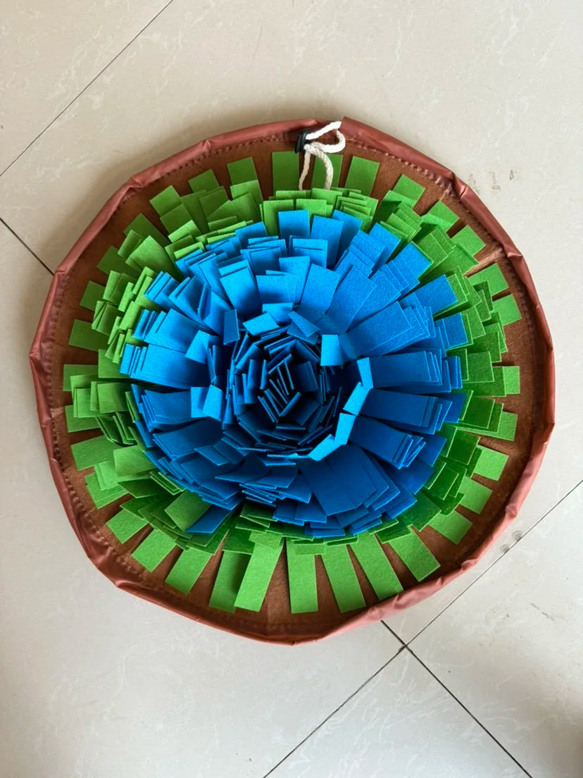 Flower Snuffle Mat - Dog Enrichment & Slow Feeding Toy